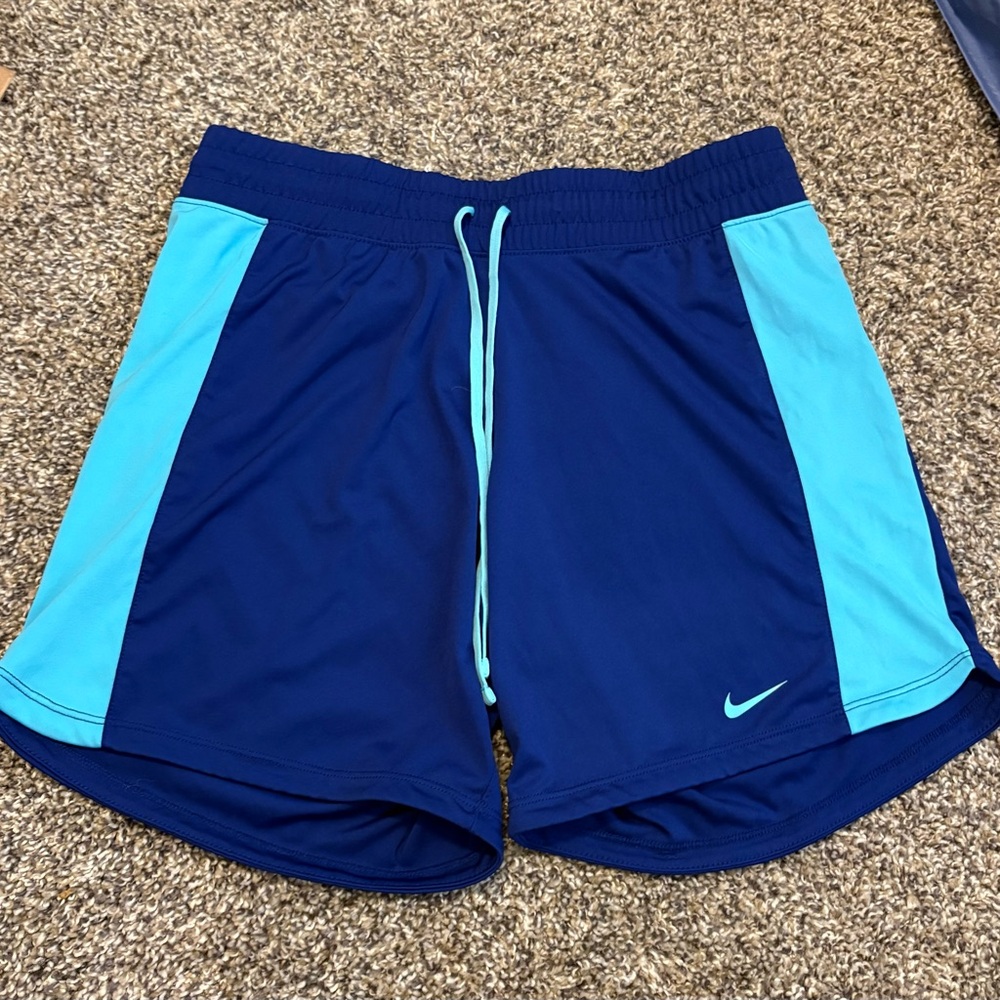 Nike women’s shorts